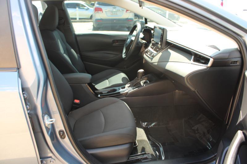 Toyota Corolla LE CVT (Natl) 2022