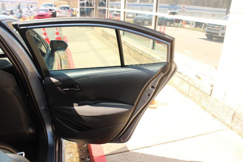 Toyota Corolla LE CVT (Natl) 2022