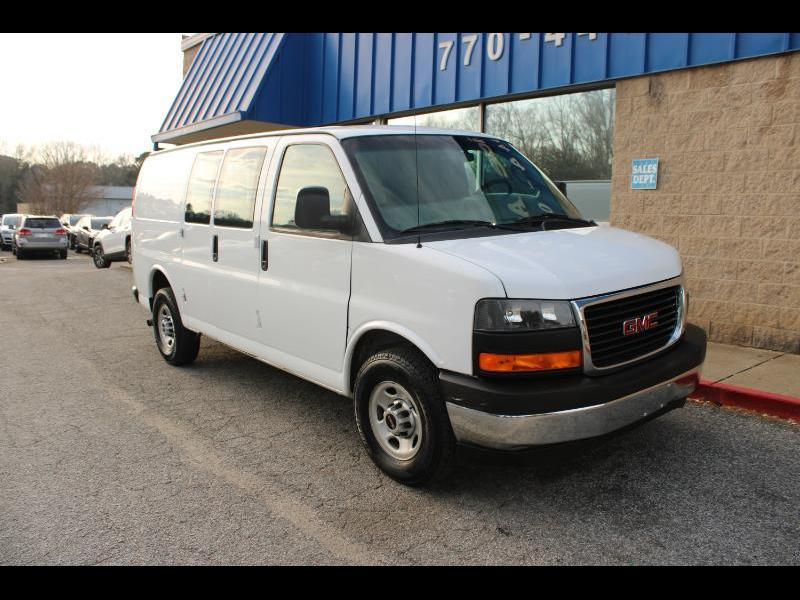 GMC Savana Cargo Van RWD 2500 135" 2017