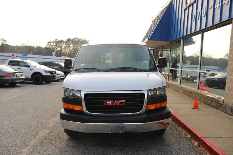 GMC Savana Cargo Van RWD 2500 135" 2017