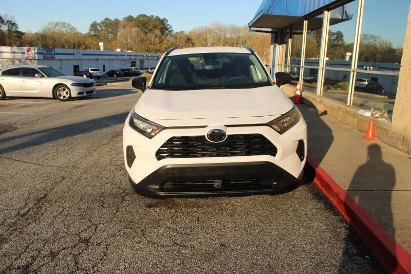 Toyota RAV4 LE FWD (Natl) 2020