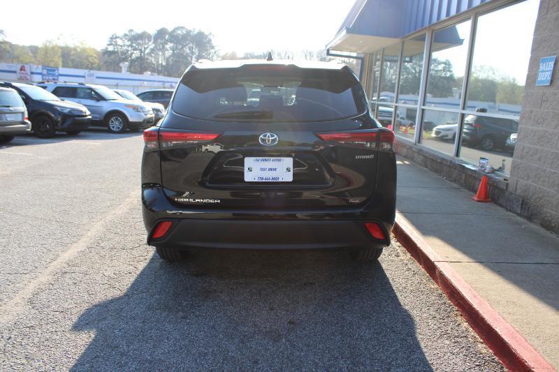 Toyota Highlander Hybrid XLE FWD (Natl) 2021