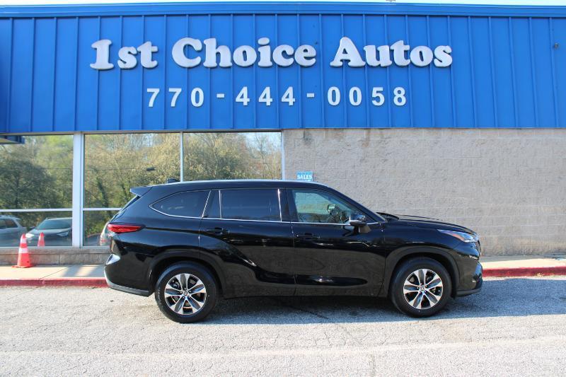 Toyota Highlander Hybrid XLE FWD (Natl) 2021