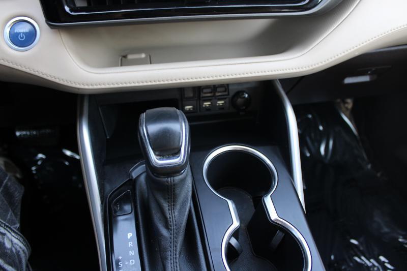 Toyota Highlander Hybrid XLE FWD (Natl) 2021