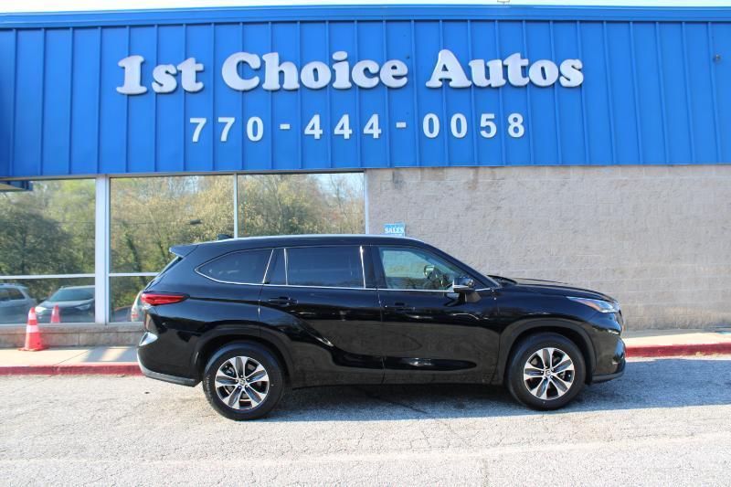 Toyota Highlander Hybrid XLE FWD (Natl) 2021