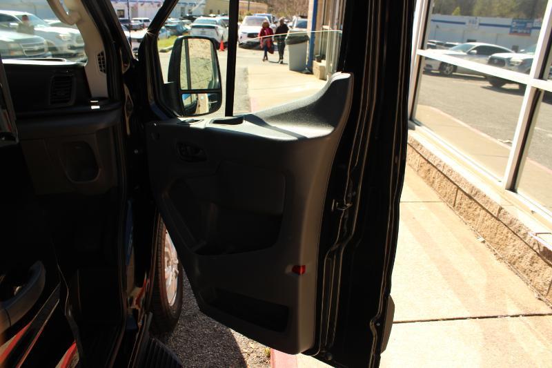 Ford Transit Passenger Wagon T-350 148" High Roof XLT RWD 2021