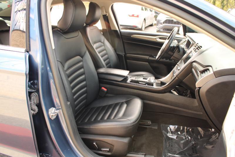 Ford Fusion SEL FWD 2019