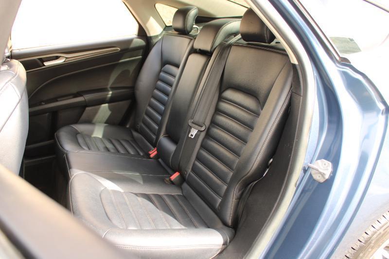 Ford Fusion SEL FWD 2019