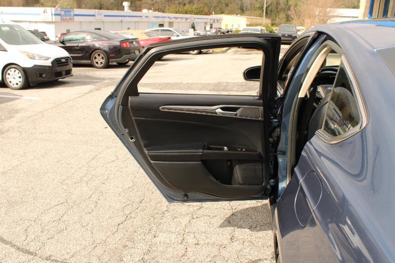 Ford Fusion SEL FWD 2019