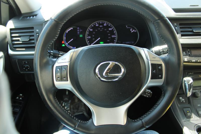 Lexus CT 200h FWD 4dr Hybrid 2012