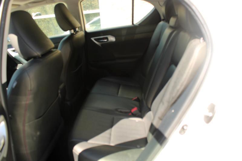 Lexus CT 200h FWD 4dr Hybrid 2012