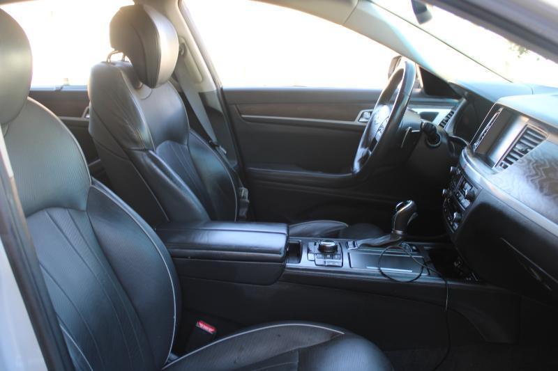 Genesis G80 3.8L RWD 2017