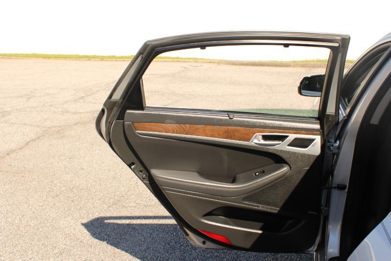 Genesis G80 3.8L RWD 2017