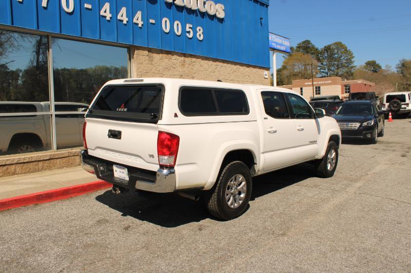 Toyota Tacoma SR5 Double Cab 5' Bed V6 4x2 AT (Natl) 2017