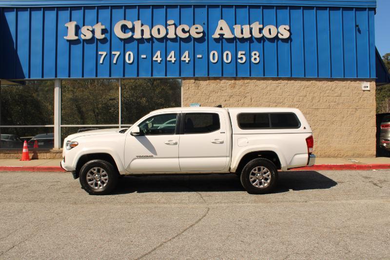 Toyota Tacoma SR5 Double Cab 5' Bed V6 4x2 AT (Natl) 2017