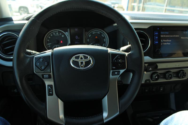 Toyota Tacoma SR5 Double Cab 5' Bed V6 4x2 AT (Natl) 2017