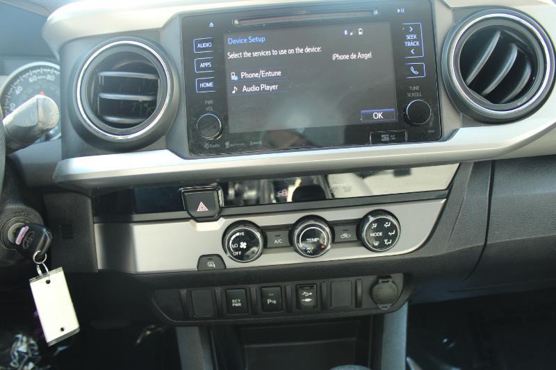 Toyota Tacoma SR5 Double Cab 5' Bed V6 4x2 AT (Natl) 2017