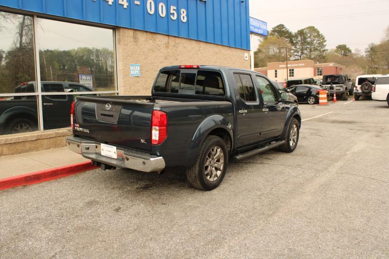 Nissan Frontier 2WD Crew Cab SWB Auto SL 2014