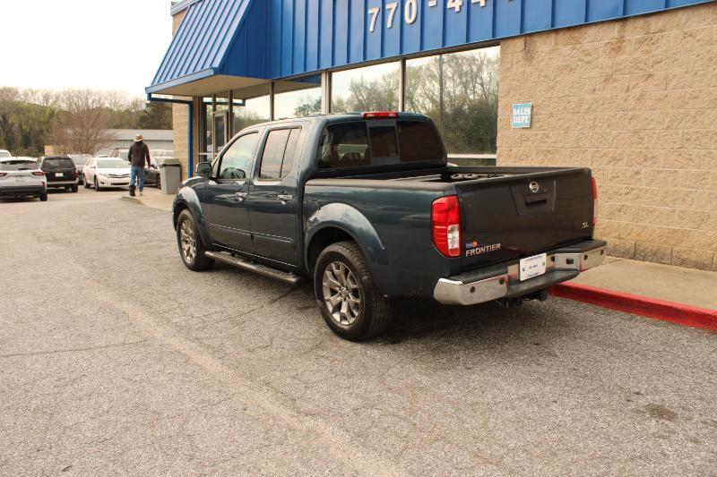 Nissan Frontier 2WD Crew Cab SWB Auto SL 2014