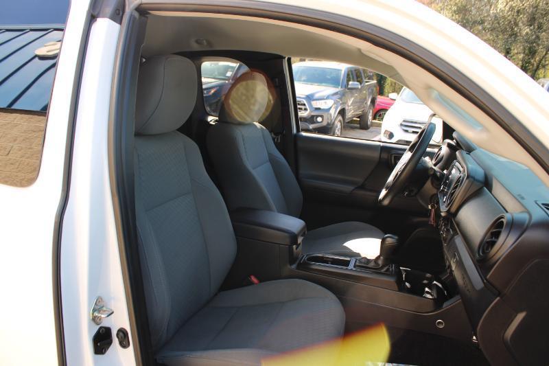 Toyota Tacoma 2WD SR Access Cab 6' Bed I4 AT (Natl) 2020