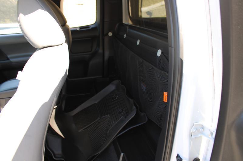 Toyota Tacoma 2WD SR Access Cab 6' Bed I4 AT (Natl) 2020