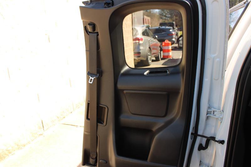 Toyota Tacoma 2WD SR Access Cab 6' Bed I4 AT (Natl) 2020