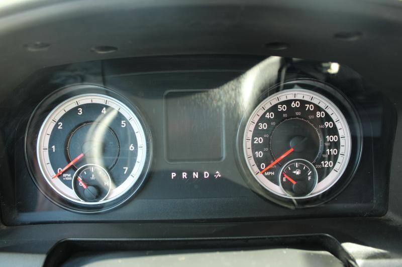 RAM 1500 2WD Quad Cab 140.5" Tradesman 2015