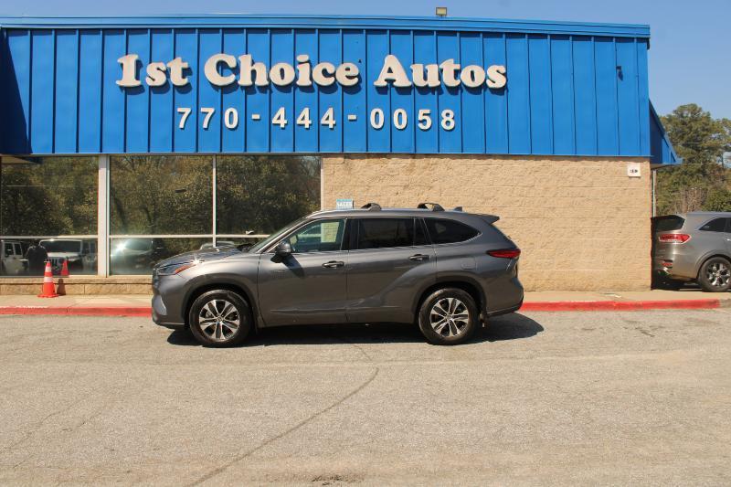 Toyota Highlander Hybrid XLE FWD (Natl) 2021