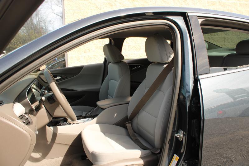 Chevrolet Malibu 4dr Sdn LS w/1FL 2020