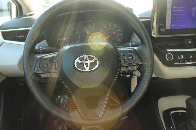 Toyota Corolla LE CVT (Natl) 2023
