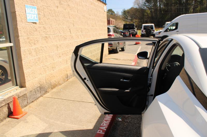 Nissan Sentra SV CVT 2023