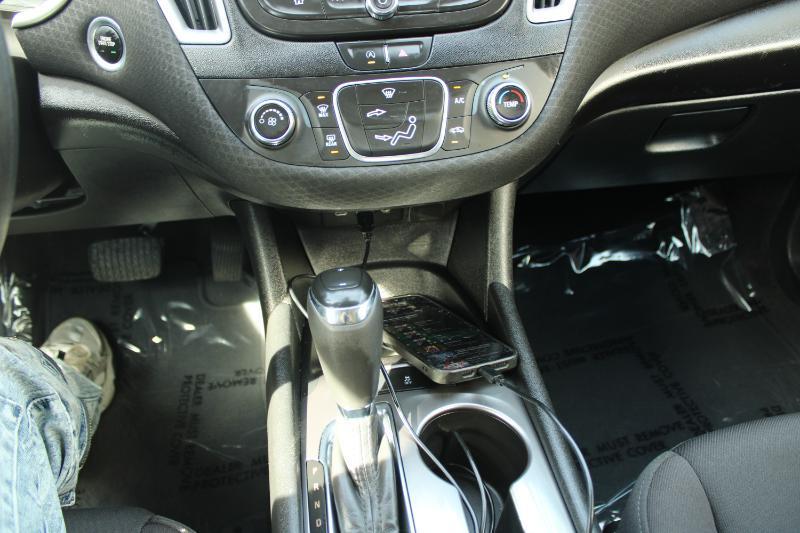 Chevrolet Malibu 4dr Sdn LS w/1LS 2020