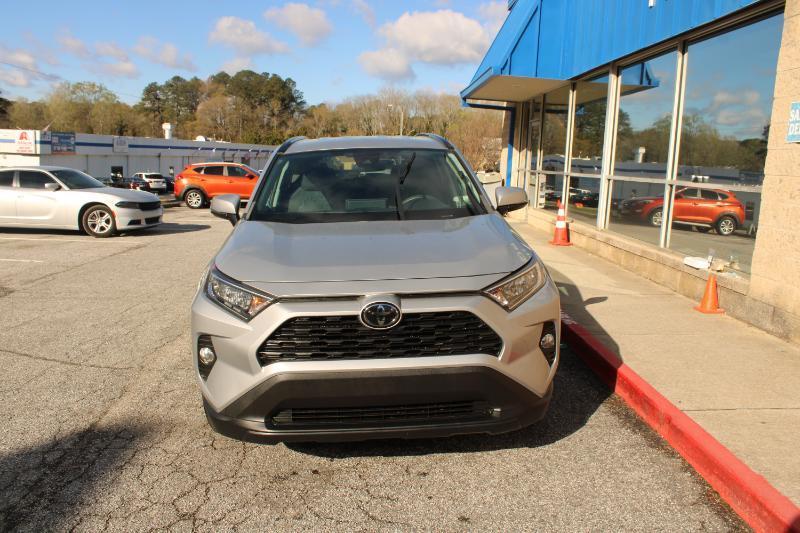 Toyota RAV4 XLE FWD (Natl) 2020