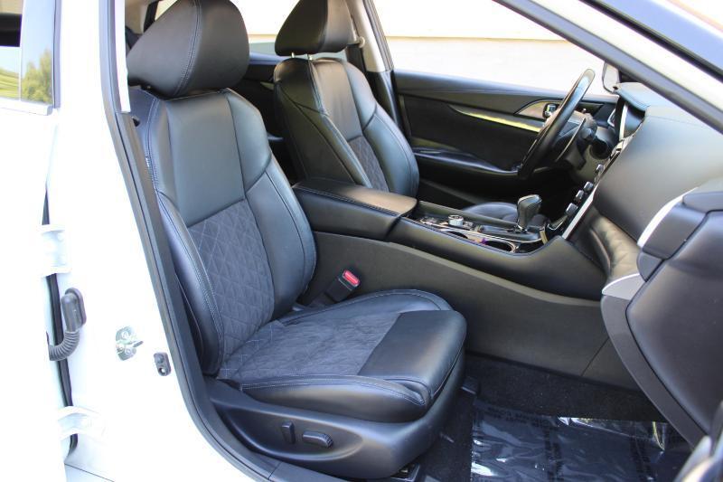 Nissan Maxima 4dr Sdn 3.5 SR 2016
