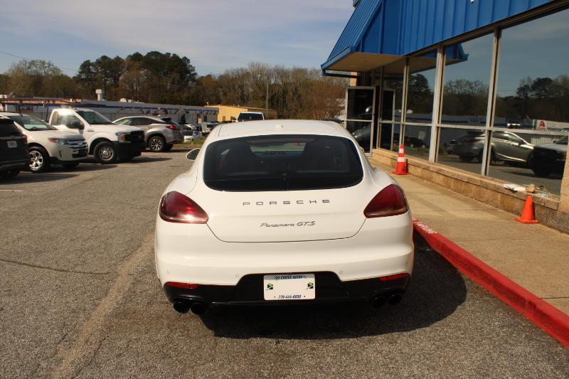Porsche Panamera 4dr HB GTS 2016