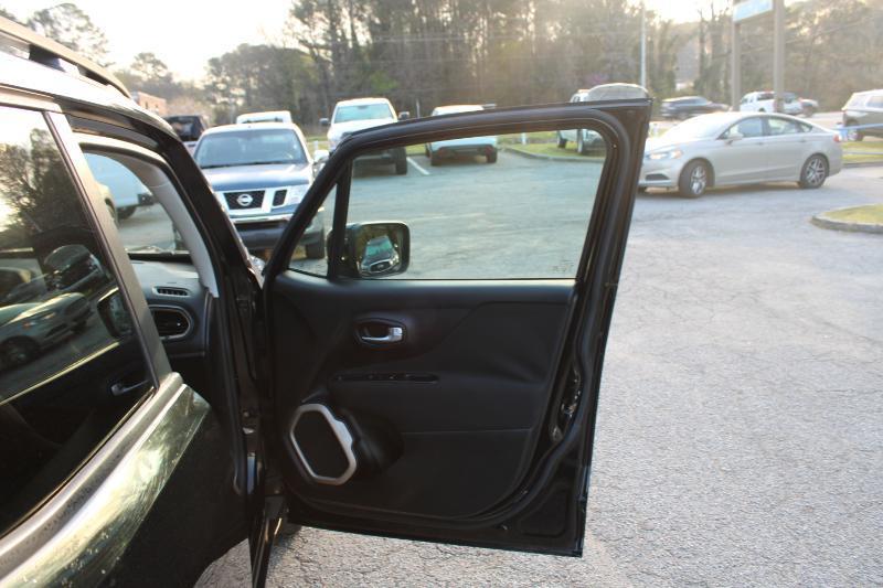 Jeep Renegade Latitude FWD 2017