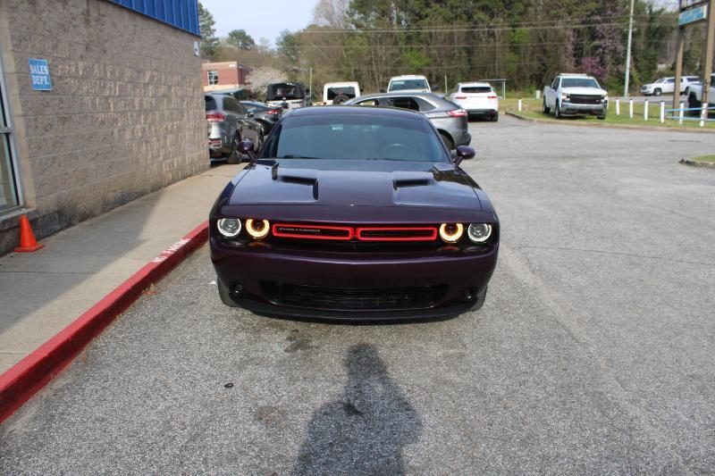 Dodge Challenger SXT RWD 2020