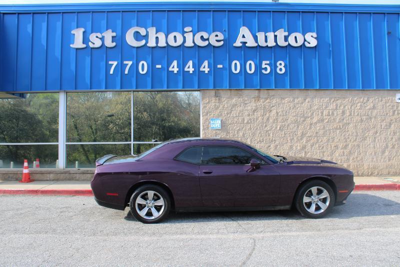 Dodge Challenger SXT RWD 2020