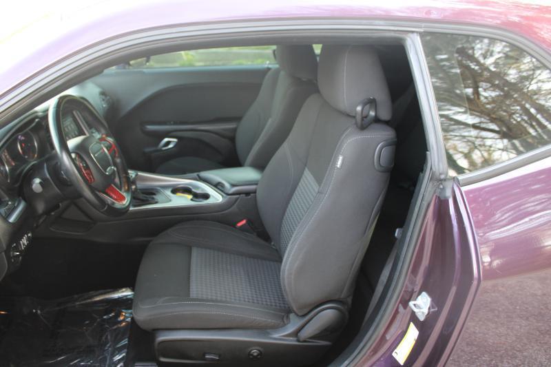 Dodge Challenger SXT RWD 2020