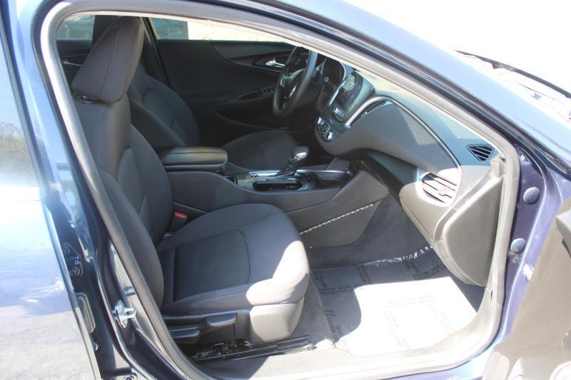 Chevrolet Malibu 4dr Sdn LT 2022