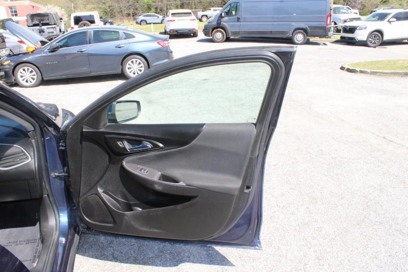 Chevrolet Malibu 4dr Sdn LT 2022