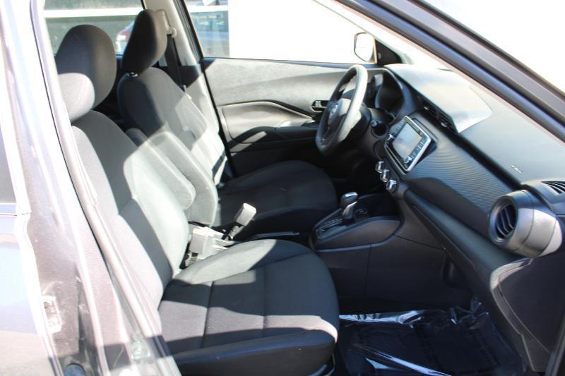 Nissan Kicks S FWD 2023