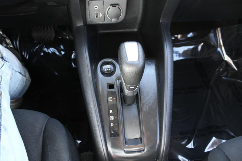 Nissan Kicks S FWD 2023