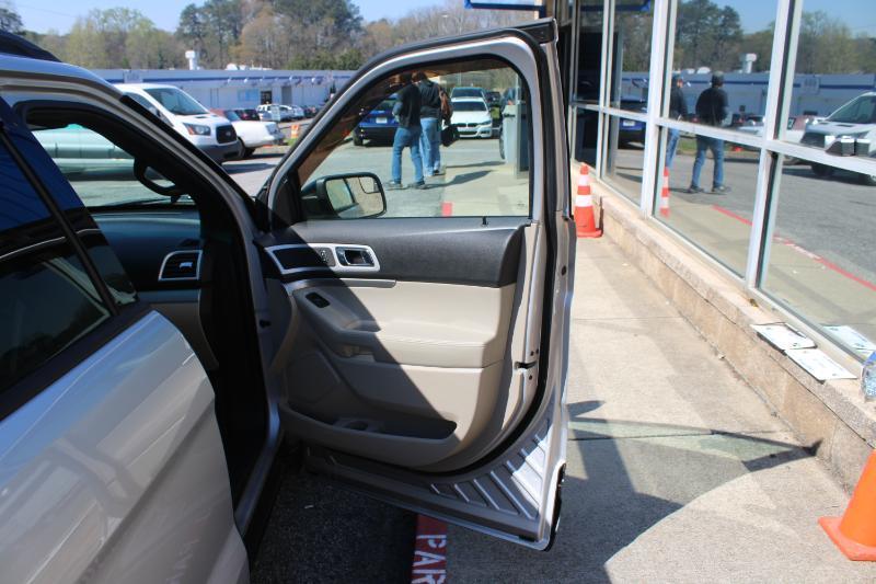 Ford Explorer FWD 4dr XLT 2013