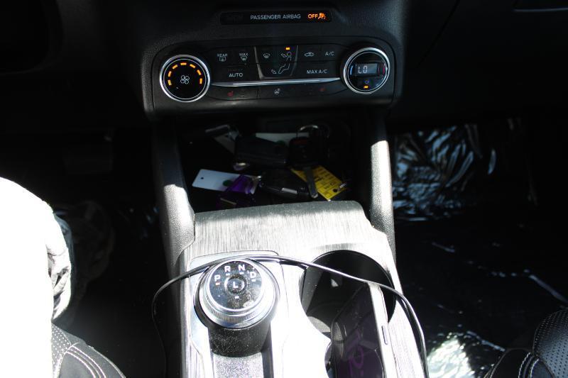 Ford Escape SEL FWD 2020