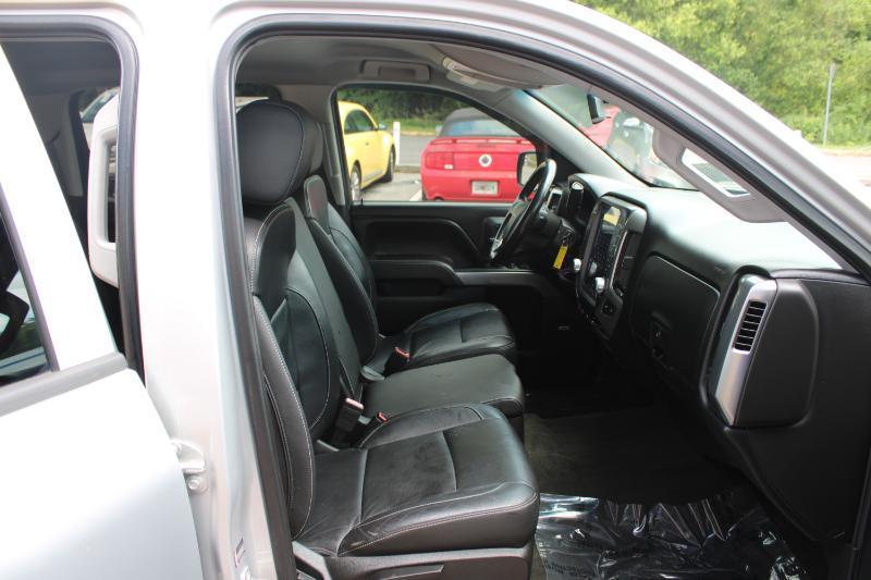 Chevrolet Silverado 1500 2WD Crew Cab 143.5" LT w/1LT 2017