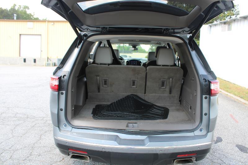 Chevrolet Traverse FWD 4dr Premier 2021
