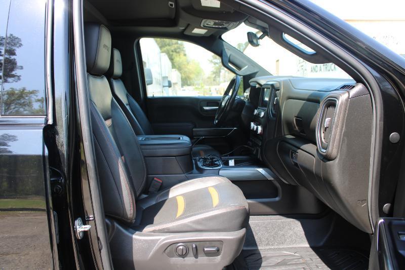 GMC Sierra 1500 4WD Crew Cab 147" AT4 2019