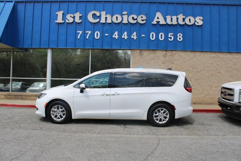 Chrysler Voyager LX FWD 2022