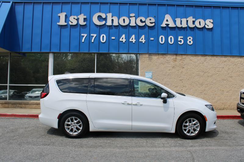 Chrysler Voyager LX FWD 2022